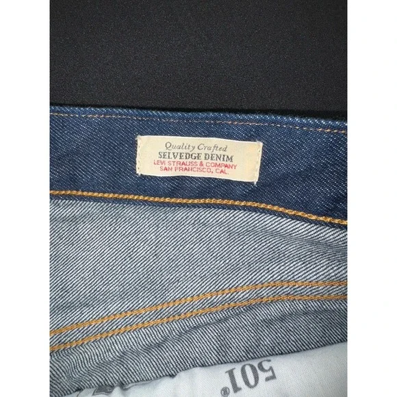 NWOT Levi's 501 Selvage Red Tab Button Fly Straight Blue Denim Jeans Sz 33x32 - Picture 5 of 16